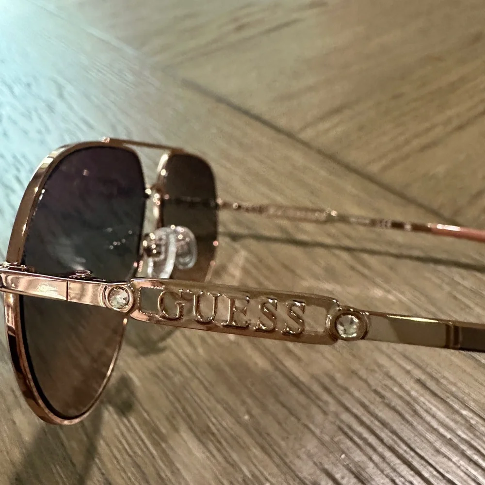 Guess Women’s Rose Gold Aviator Sunglasses - Picture 6 of 8
